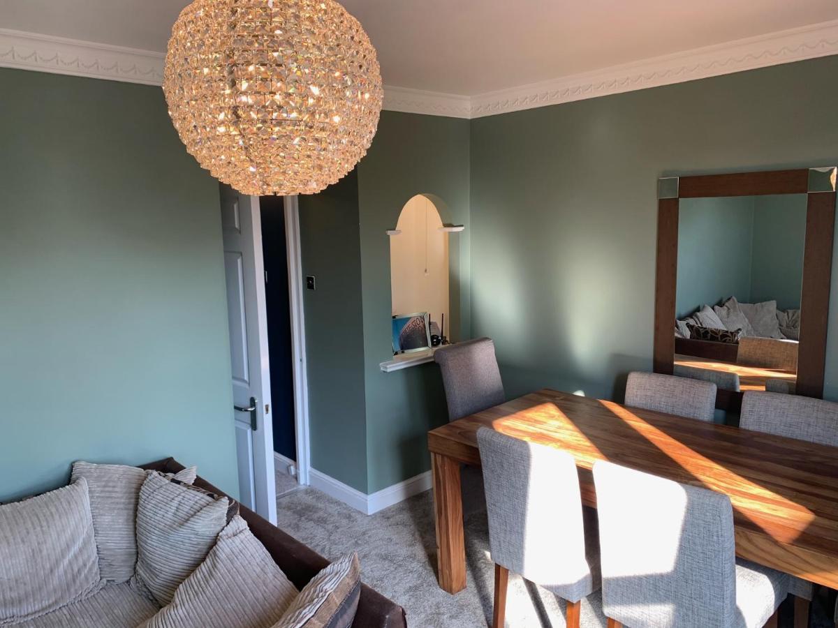 Stylish 2 Bed Penthouse In Trendy Pontcanna Cardiff Exterior photo